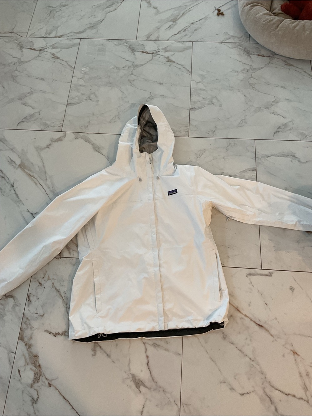 Patagonia White Waterproof Hooded Ski Jacket